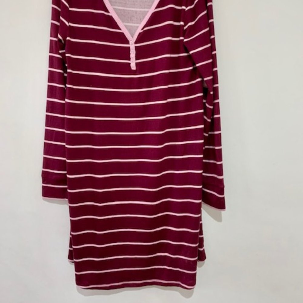 Long Sleeve V-Neck Henley Sleep Shirt - Size S